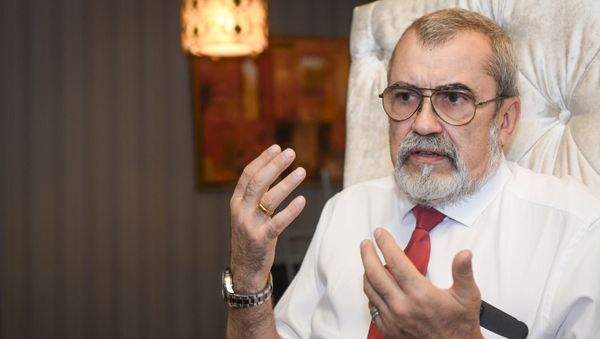 Заведующий кафедрой инфекционных болезней и эпидемиологии РНИМУ им. Н.И. Пирогова, главный инфекционист ФМБА России Владимир Никифоров  - Sputnik Азербайджан