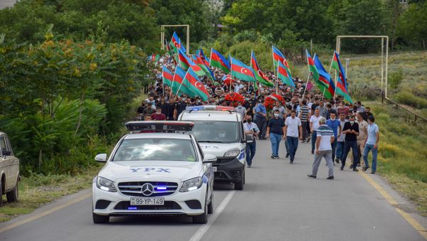 Şəhid Vüqar Sadıqovun dəfni  - Sputnik Азербайджан