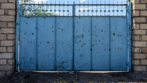 Поврежденный в результате обстрела ВС Армении дом жителя Товузского района, фото из архива - Sputnik Азербайджан