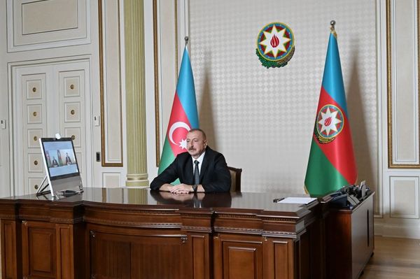 Президент Ильхам Алиев принял новоназначенного главу МИД Джейхуна Байрамова - Sputnik Азербайджан