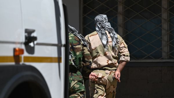 Мужчина в военной форме в Армении, фото из архива - Sputnik Азербайджан