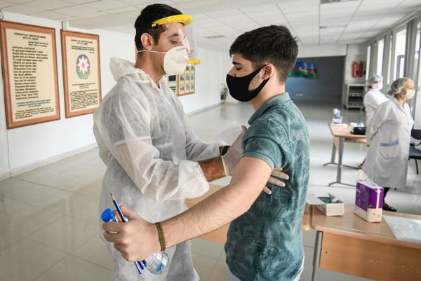  Pandemiya zamanı imtahan - Sputnik Азербайджан