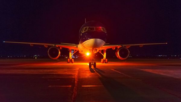 Пассажирский самолет AZAL - Sputnik Азербайджан
