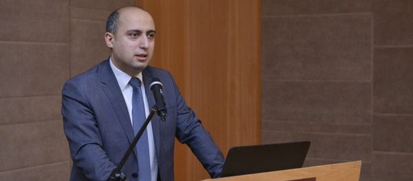 Emin Əmrullayev, arxiv şəkli - Sputnik Азербайджан