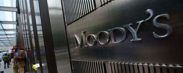 Логотип рейтингового агентства Moody's, фото из архива - Sputnik Азербайджан