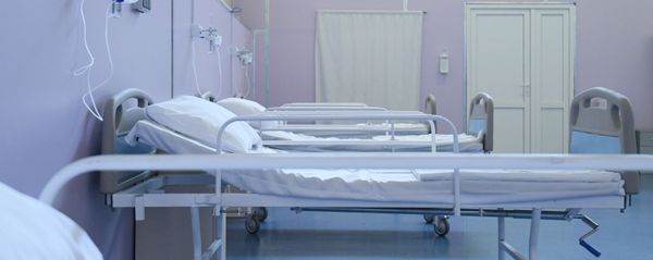 Говсанский олимпийский спортивный комплекс, переоборудованный в клинику модульного типа - Sputnik Азербайджан