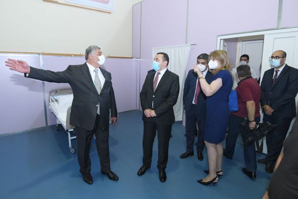 Говсанский олимпийский спортивный комплекс, переоборудованный в клинику модульного типа - Sputnik Азербайджан