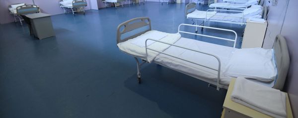 Говсанский олимпийский спортивный комплекс, переоборудованный в клинику модульного типа - Sputnik Азербайджан