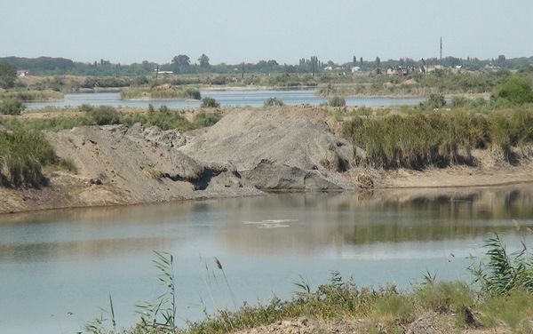 Вода из озер Имишли начала поступать для орошения в главный Муганский канал - Sputnik Азербайджан