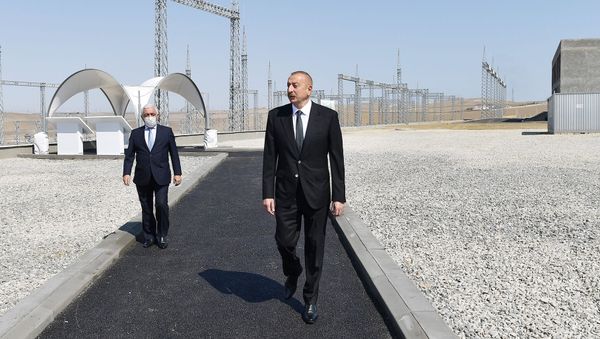 İlham Əliyev yarımstansiyasının tikintisi ilə tanış olub - Sputnik Азербайджан