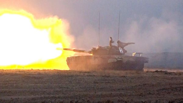 Танкисты Отдельной общевойсковой армии - Sputnik Азербайджан