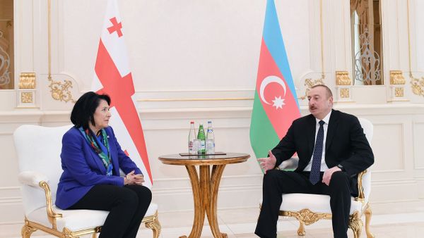 Президент Азербайджана Ильхам Алиев и президент Грузии Саломе Зурабишвили - Sputnik Азербайджан