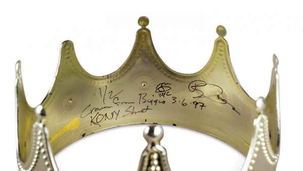 Корону рэпера Notorious B.I.G. продадут на аукционе Sotheby’s - Sputnik Азербайджан