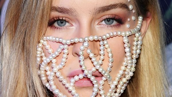 Блогер Ира Блан на вручении премии Glamour Influencers Awards 2020 в Москве - Sputnik Азербайджан