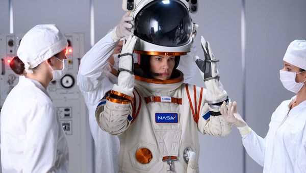 Топ-5 сериалов осени - Sputnik Азербайджан
