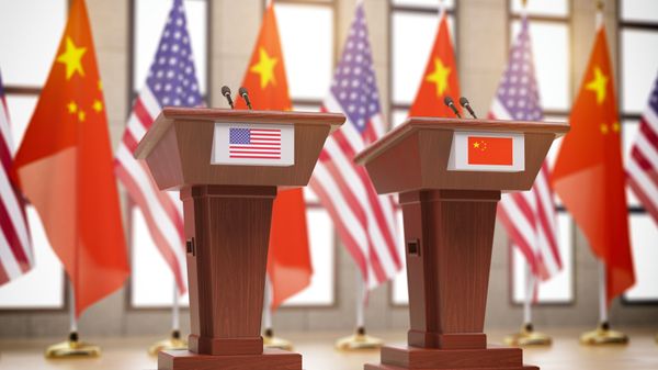 Флаги США и Китая - Sputnik Азербайджан