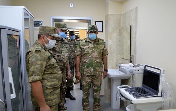 В Гянджинском военном госпитале В Гянджинском военном госпитале - Sputnik Азербайджан