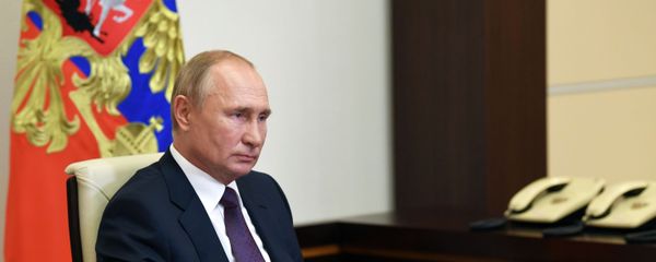 Президент РФ Владимир Путин - Sputnik Азербайджан