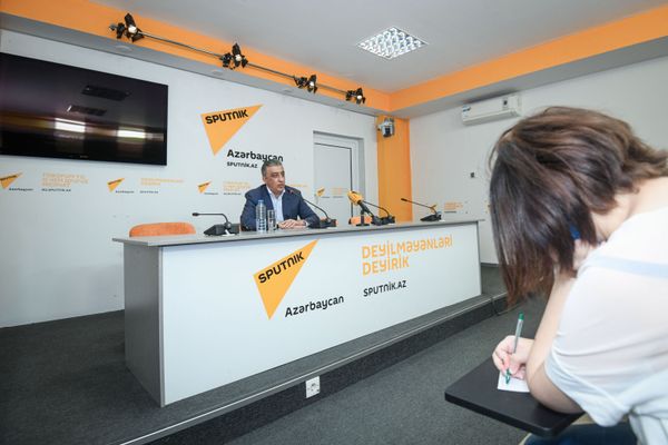 Председатель правления Ассоциации отелей и ресторанов Азербайджана Самир Дюбенди - Sputnik Азербайджан