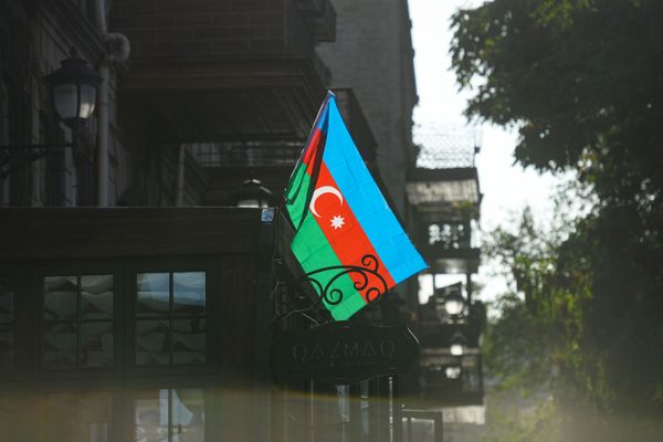 Флаги Азербайджана на улицах Баку. - Sputnik Азербайджан