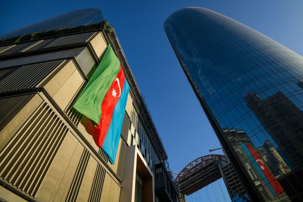Флаги Азербайджана на улицах Баку. - Sputnik Азербайджан