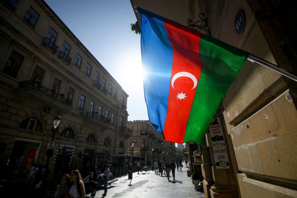 Флаги Азербайджана на улицах Баку. - Sputnik Азербайджан