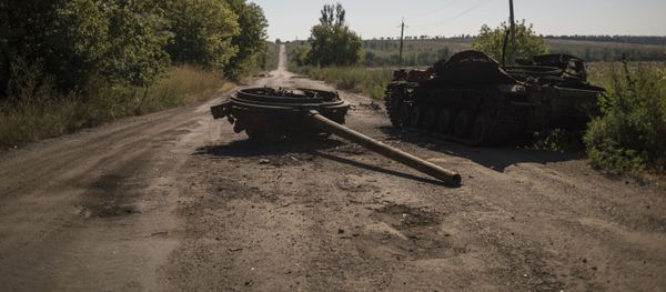 Сгоревшая военная техника, фото из архива - Sputnik Азербайджан