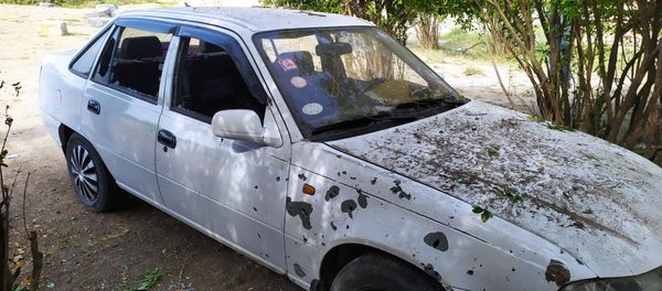Автомобиль, попавший под обстрел в Агдамском районе - Sputnik Азербайджан