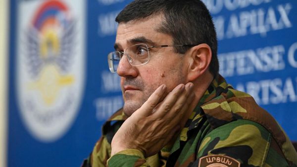 Араик Арутюнян - Sputnik Азербайджан