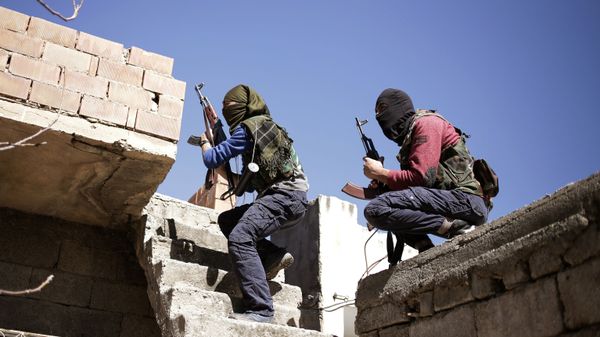 Боевик ДПК, фото из архива - Sputnik Азербайджан