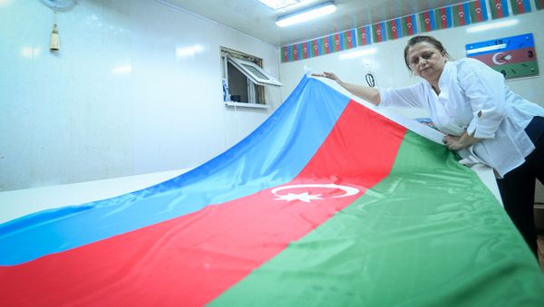 Предприятие по производству флага в Баку - Sputnik Азербайджан