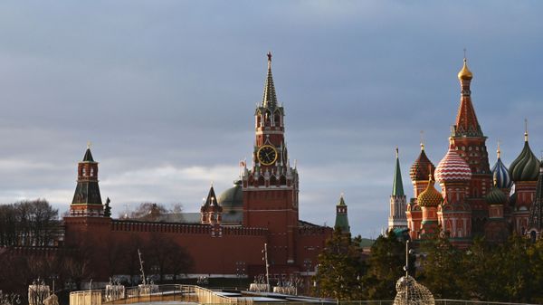 Вид на Кремль в центре Москвы, фото из архива - Sputnik Азербайджан