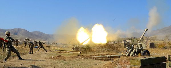 Огонь из артилерии ВС Азербайджана, фото из архива - Sputnik Азербайджан