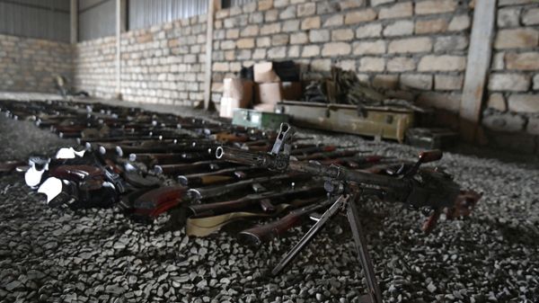 Военные трофеи, оставленные ВС Армении на поле боя - Sputnik Азербайджан