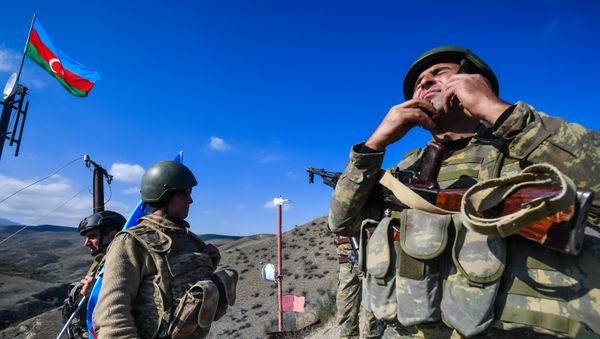 Azərbaycan hərbçiləri, arxiv şəkli - Sputnik Азербайджан