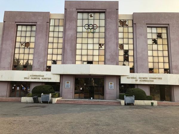 В результате обстрела Барды полностью пришел в негодность олимпийский комплекс - Sputnik Азербайджан