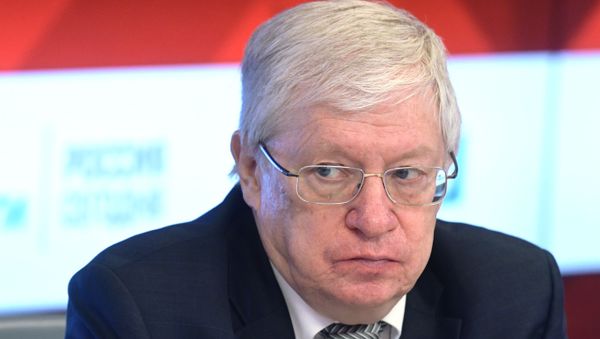 Научный руководитель департамента мировой экономики факультета мировой экономики и мировой политики НИУ ВШЭ Леонид Григорьев - Sputnik Азербайджан