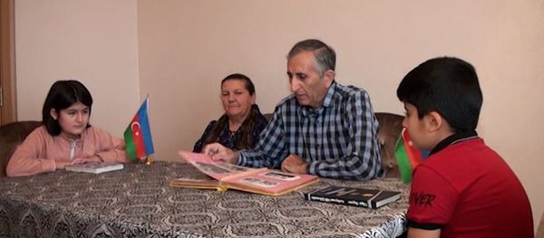 Лучший день за 27 лет: семья Мамедовых из Губадлы ждет, когда вернется домой – видео - Sputnik Азербайджан