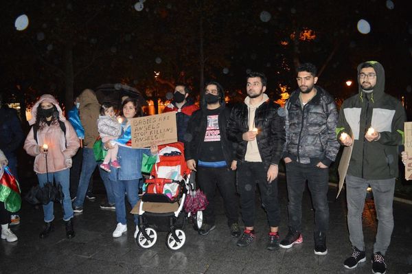 В Будапеште прошла акция памяти жертв террора в Барде и Гяндже - фото - Sputnik Азербайджан