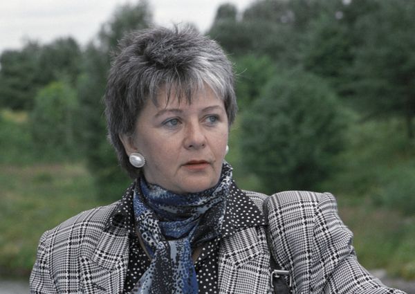 Алла Сурикова : королева советской кинокомедии - Sputnik Азербайджан