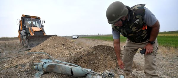 Сотрудник Национального агентства по разминированию территорий Азербайджана (ANAMA) - Sputnik Азербайджан