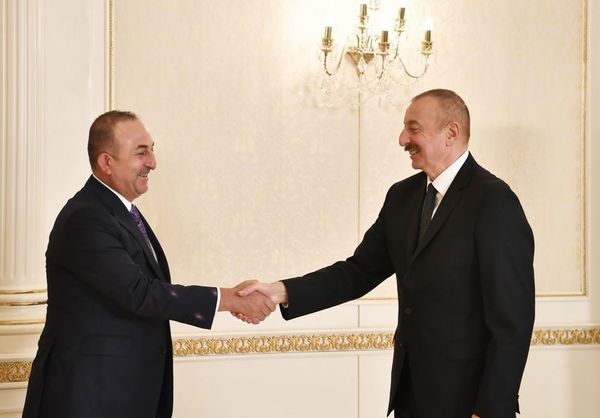 Что президент Алиев обсуждал с главами МИД, Минобороны и разведки Турции - Sputnik Азербайджан