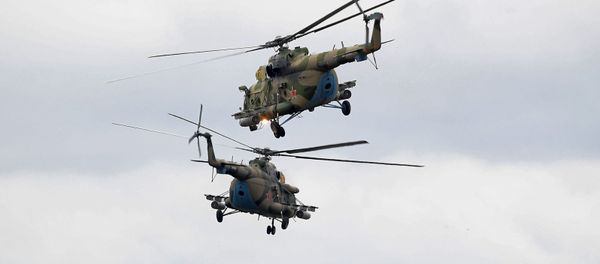 Вертолеты Ми-8 во время командно-штабных учений, фото из архива - Sputnik Азербайджан