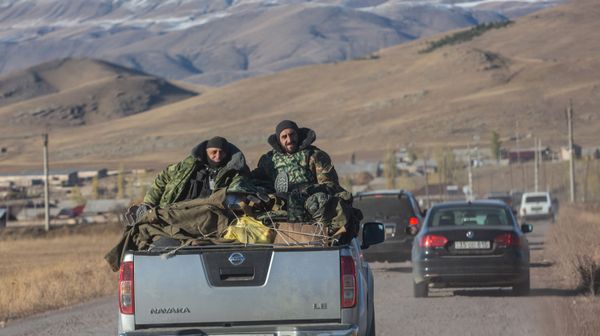 Армянские военнослужащие, фото из архива Армянские военнослужащие, фото из архива - Sputnik Азербайджан