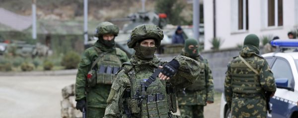 Российские миротворцы в Карабахе, фото из архива - Sputnik Азербайджан
