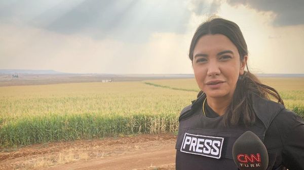 Турецкая журналистка канала CNN Türk Фулья Озтюрк, фото из архива - Sputnik Азербайджан