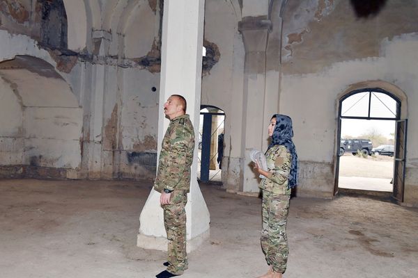 Азербайджан освободил Агдам, Кельбаджар и Лачин без единого выстрела - президент Алиев - Sputnik Азербайджан