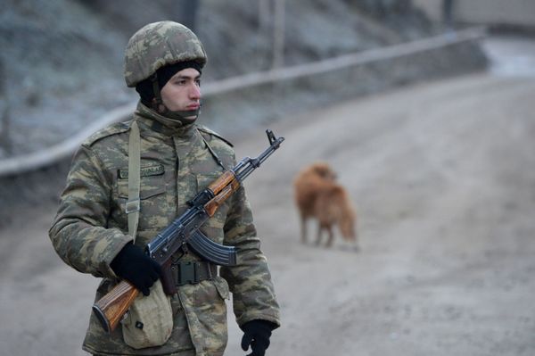 Азербайджанская армия вошла в Кельбаджарский район - Sputnik Азербайджан