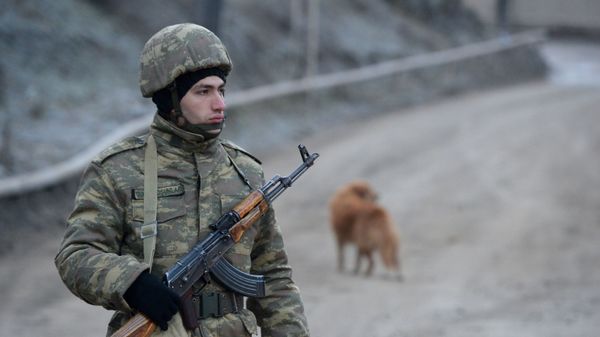 Азербайджанская армия вошла в Кельбаджарский район Азербайджанская армия вошла в Кельбаджарский район - Sputnik Азербайджан