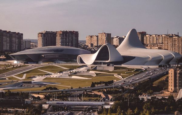 Топ–5 нелепых, странных и неуместных построек Баку. Частное мнение архитектора - Sputnik Азербайджан